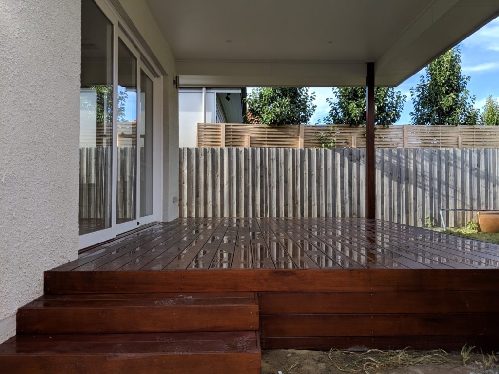 Timber deck patio by Mass Constructions in Ormond.